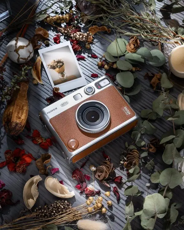 Limited-Time Sale for Summer Surprises AED 99د.إ:Fujifilm INSTAX Mini EVO Hybrid Instant Camera – Black (USB-C) | Instant Print with Digital Preview, Creative Modes & Built-In... - Image 2